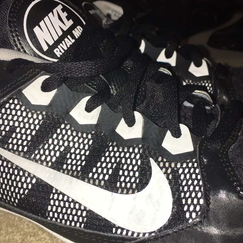 EUC Nike rival md black - Picture 1 of 8
